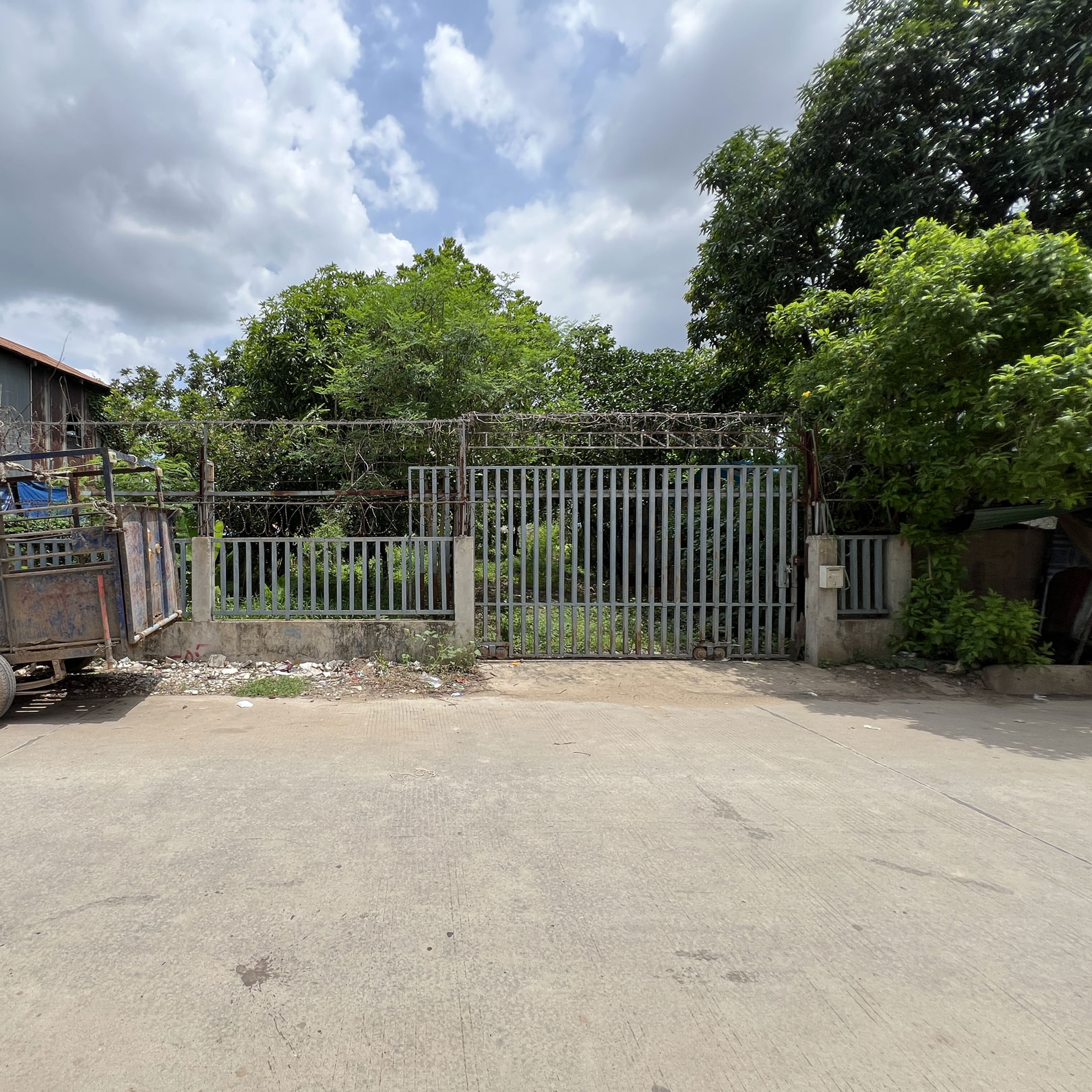 Land For Sale 1,450$/m² on The Bay Road Chroy Changva