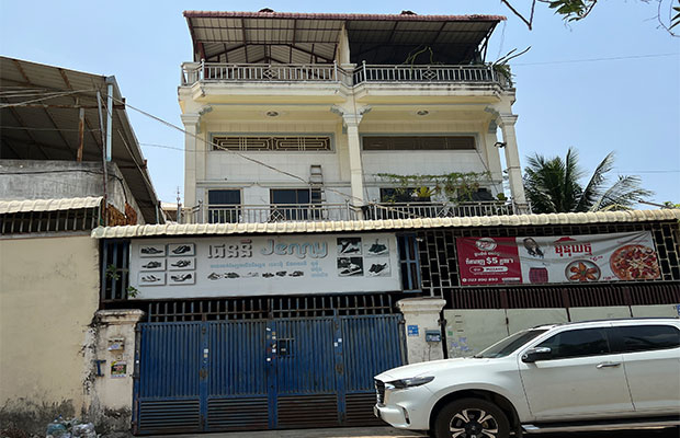 Shop House For Sale 150,000$ 950m From Boeung Tumpun Market